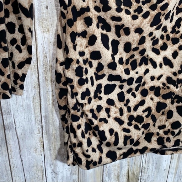 Vince Camuto Cheetah Cinched Waist Blouse - Picture 3 of 5